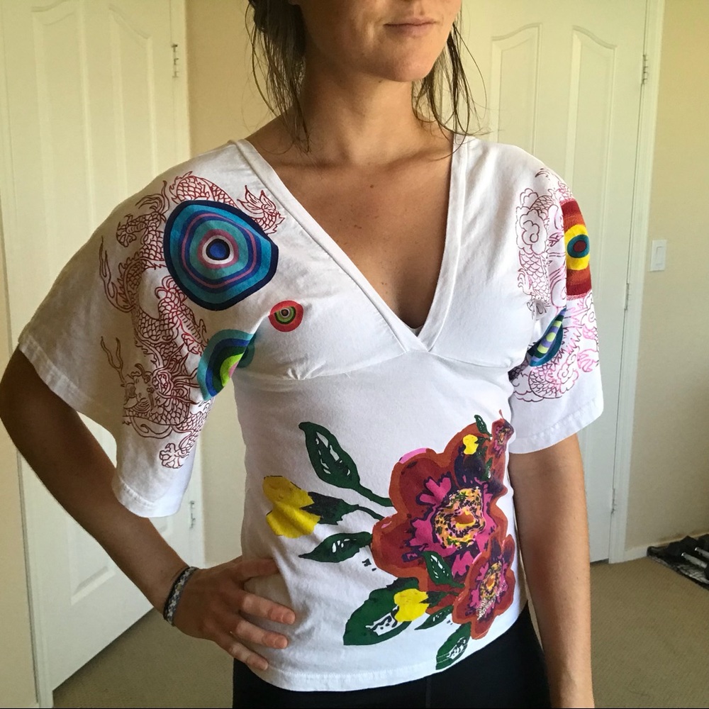 Japanese Style Embroidered V-neck shirt